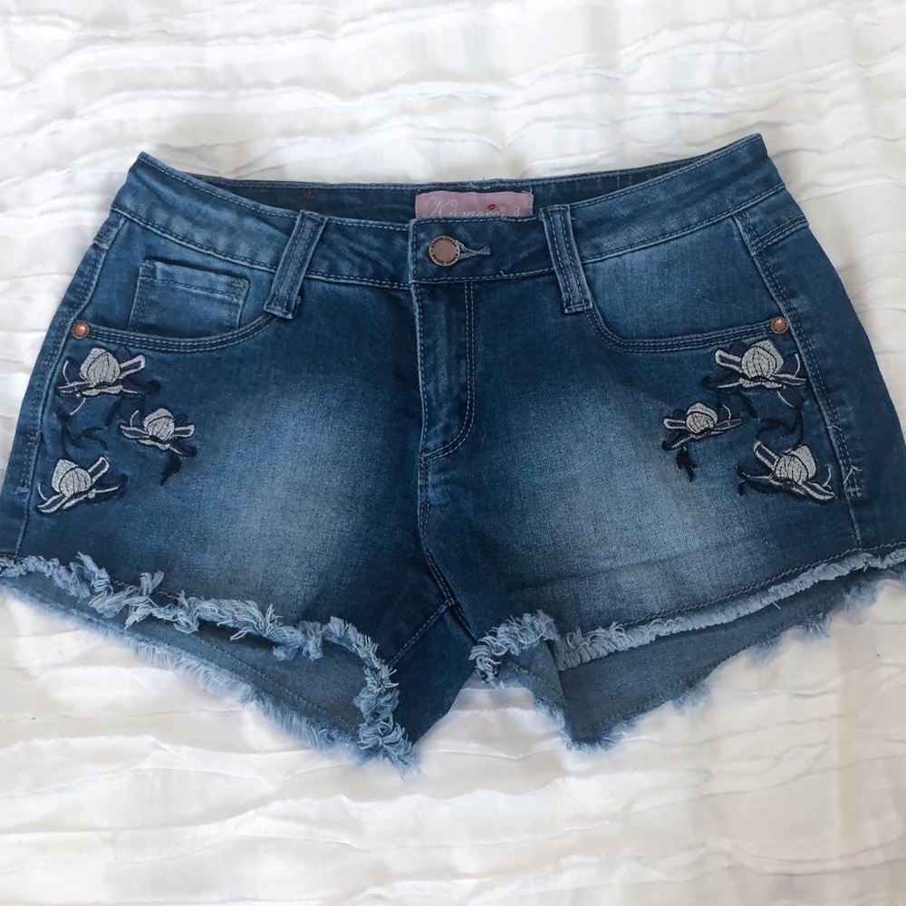 NWOT Flower Embroidered Jean Shorts NEVER WORN!